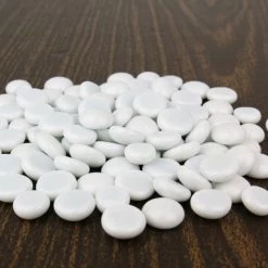 Vase Market 18 Lbs Vase Filler Glass Flat 0.6" Aquarium Gemstones White, Available In 28 Lbs -vasemark Shop white glass flat marbles ggm001wt 2 1